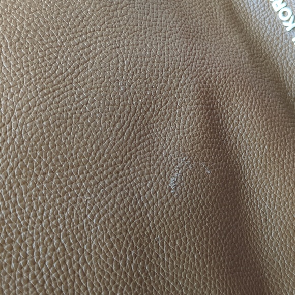 Michael Kors Karson Two-Tone purse - Picture 5 of 16